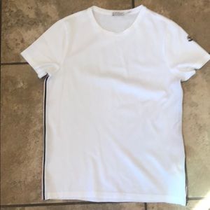 Moncler T-shirt